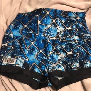 Derby kiss booty shorts